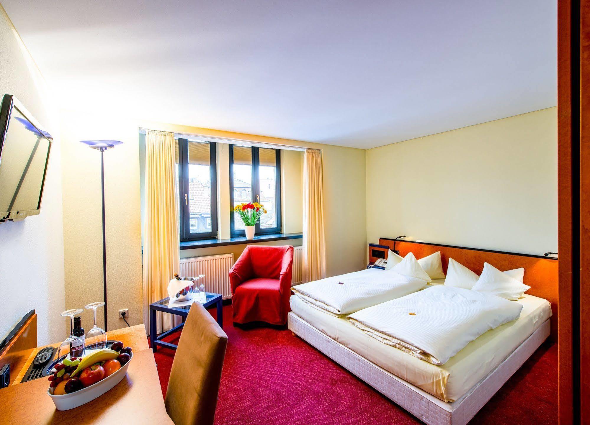 Hotel Zum Ritter Fulda Exterior photo